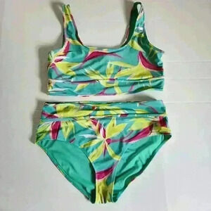 Old Navy Floral Colorful Plus Bikini XXL Summer Beach Coastal Tropical Vacation